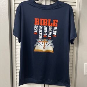 NWOT T-shirt (large)